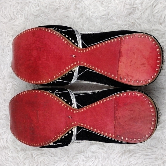 BELOVED MoXsha Black Suede Embellished Upper Square Toe  Slip On Jutti Flat Shoe - Picture 7 of 15